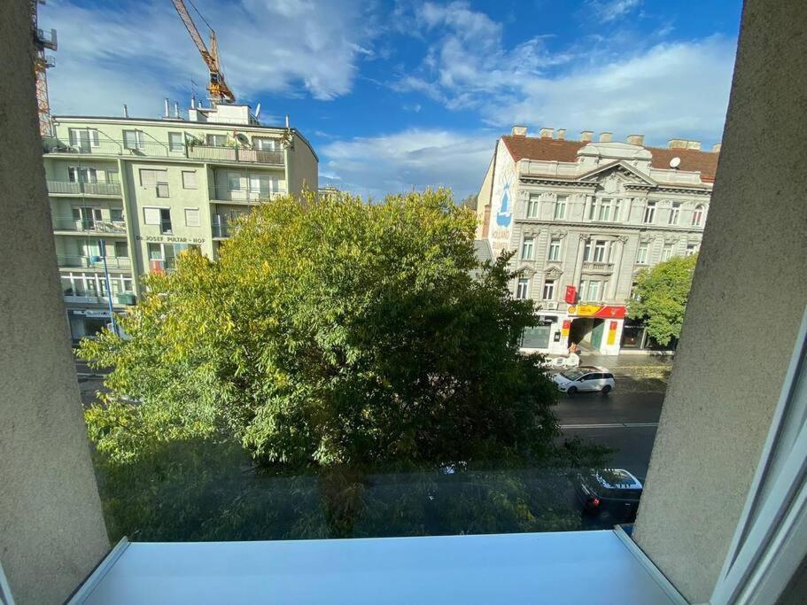 Aura'S Serenity Apartment Виена Екстериор снимка