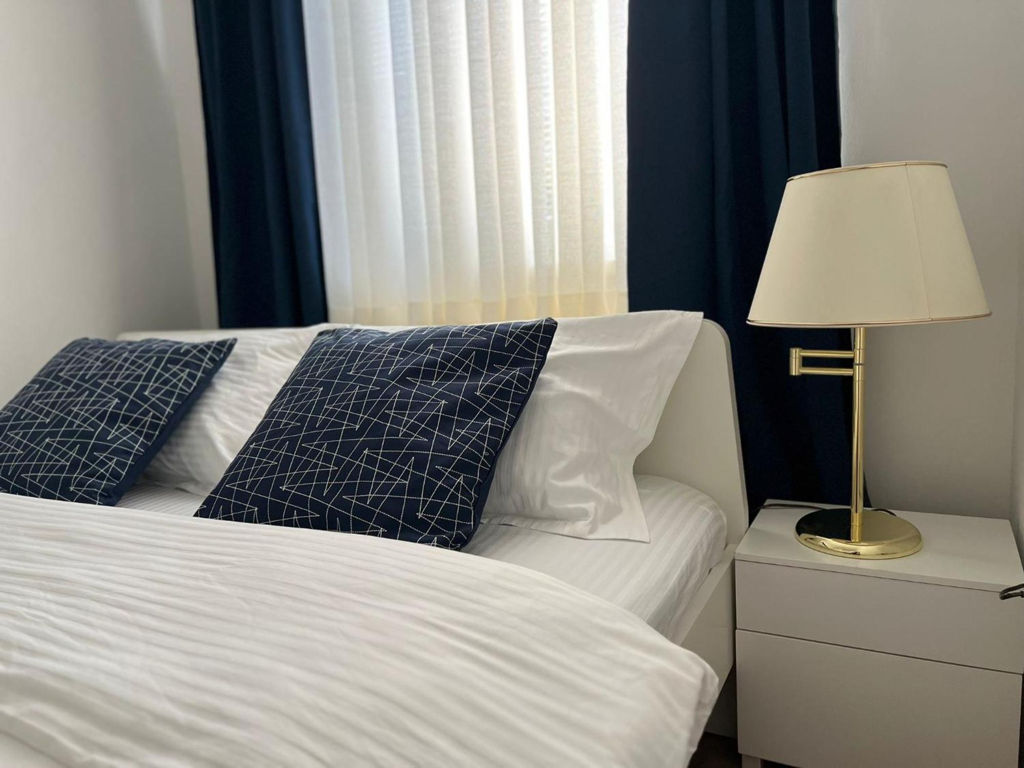 Aura'S Serenity Apartment Виена Екстериор снимка