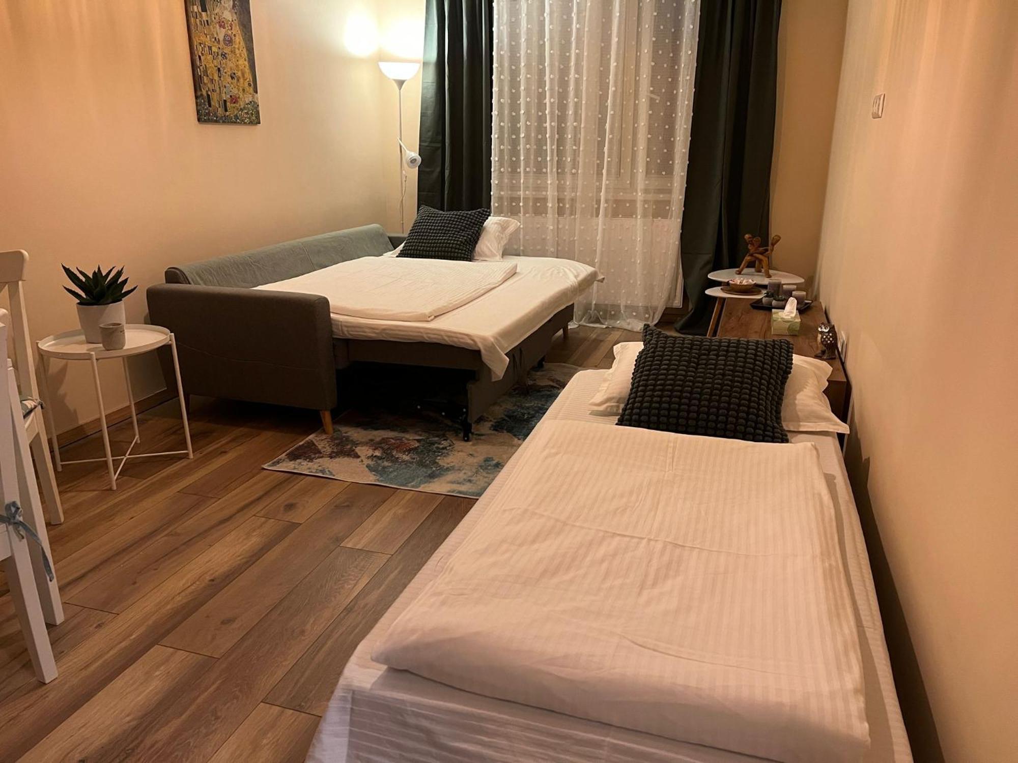 Aura'S Serenity Apartment Виена Екстериор снимка